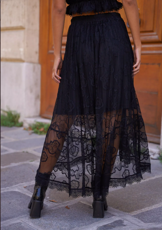 lace skirt in black at back Choklate Paris